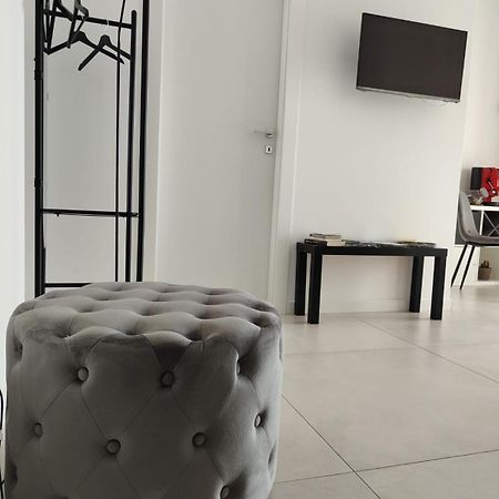 Oasi Al Centro Con Parcheggio Bed & Breakfast Salerno Exterior foto