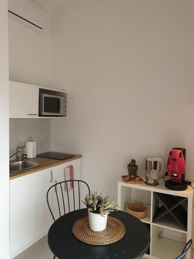 Oasi Al Centro Con Parcheggio Bed & Breakfast Salerno Exterior foto