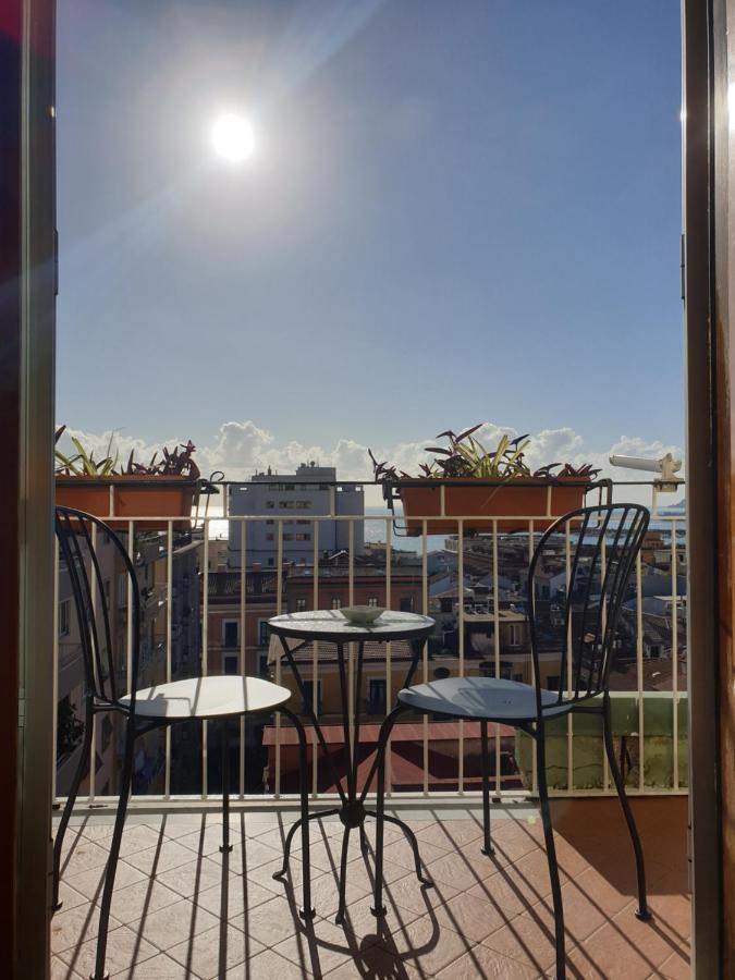 Oasi Al Centro Con Parcheggio Bed & Breakfast Salerno Exterior foto