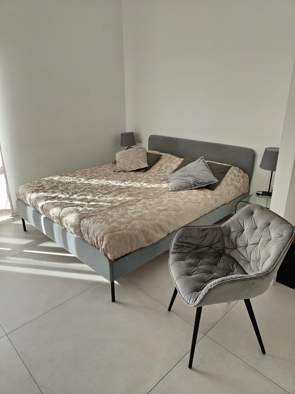 Oasi Al Centro Con Parcheggio Bed & Breakfast Salerno Exterior foto