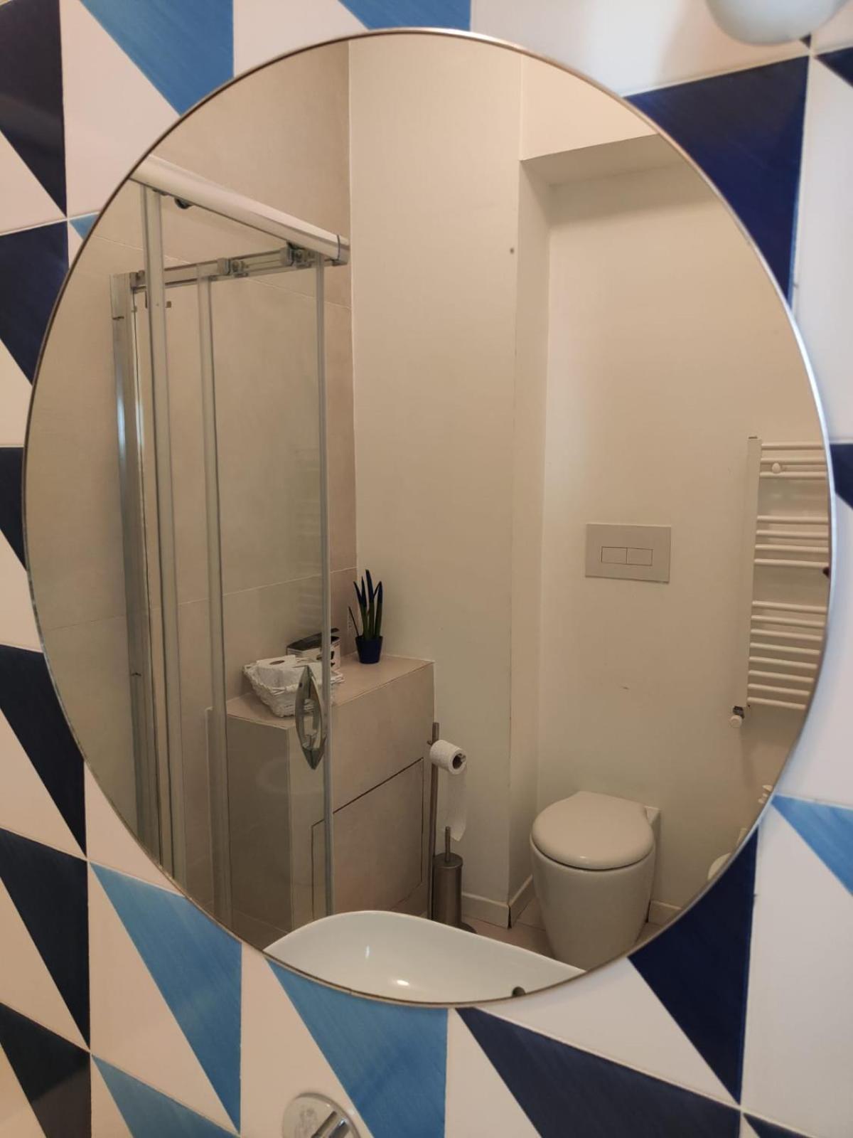 Oasi Al Centro Con Parcheggio Bed & Breakfast Salerno Exterior foto